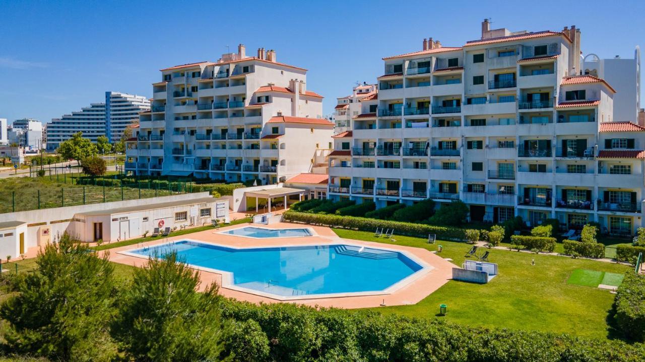 2Bdr Duplex W Ac & Pool In Portimao By Lovelystay المظهر الخارجي الصورة